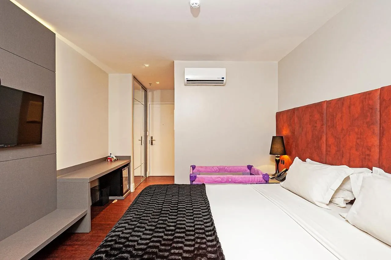 **** Otel Brut By Slaviero Hoteis Balneario Camboriu Brezilya